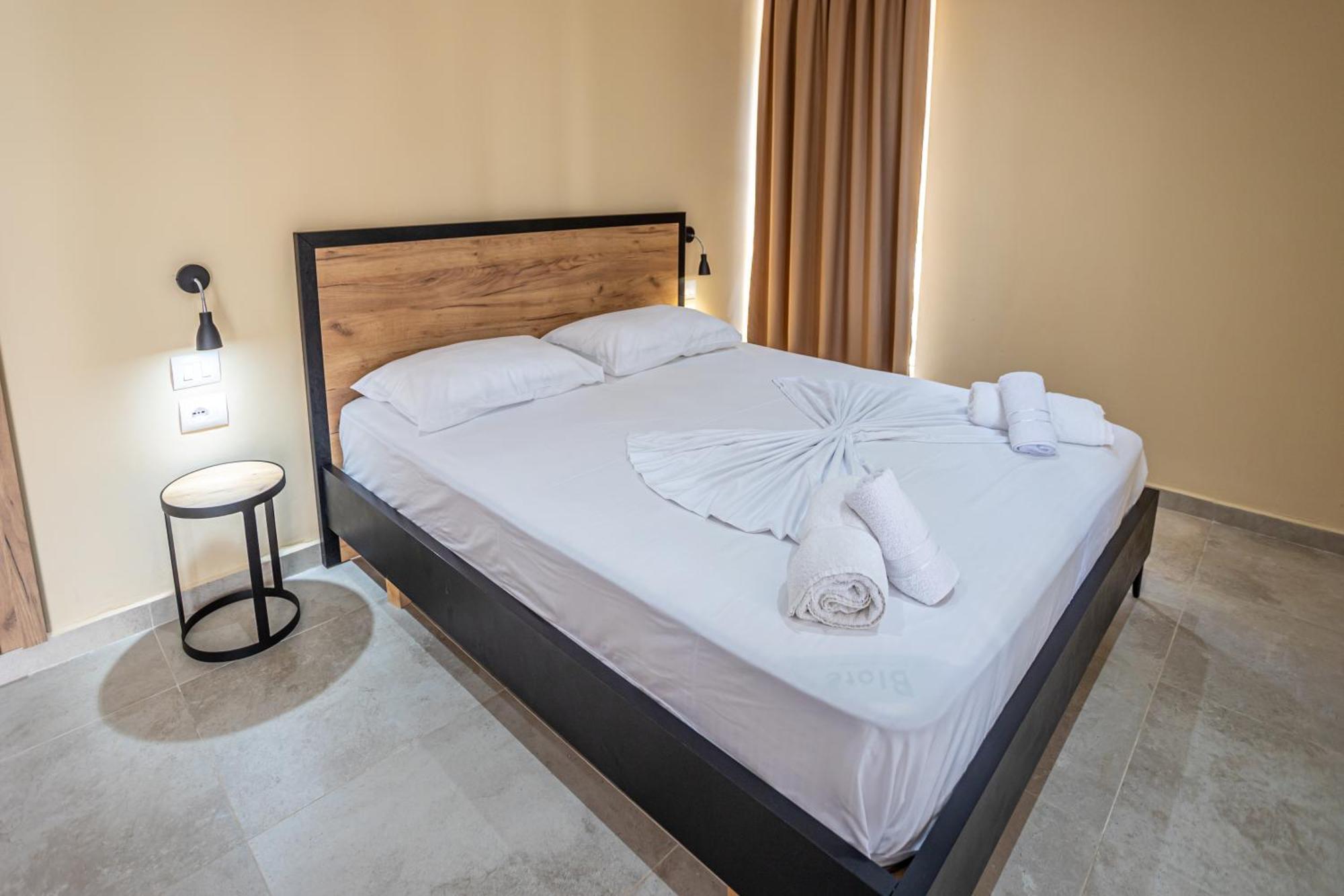 The Blue Wave Hotel Himara Kültér fotó