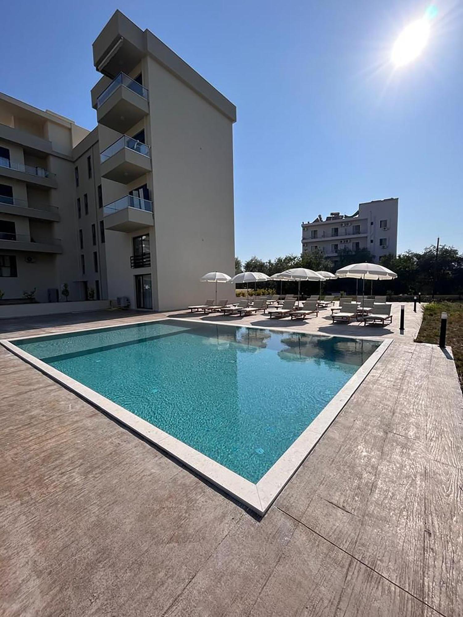 The Blue Wave Hotel Himara Kültér fotó