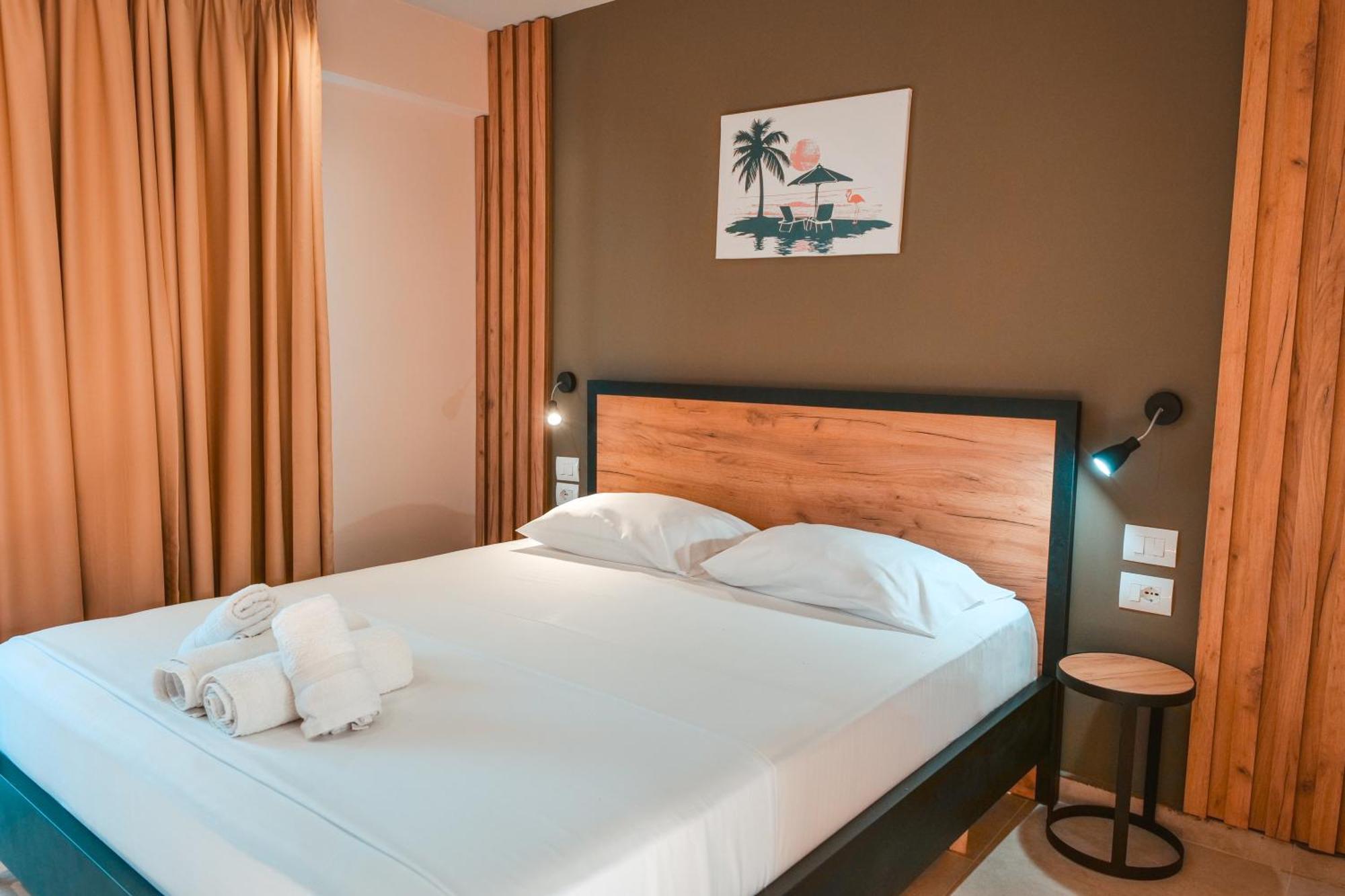 The Blue Wave Hotel Himara Kültér fotó